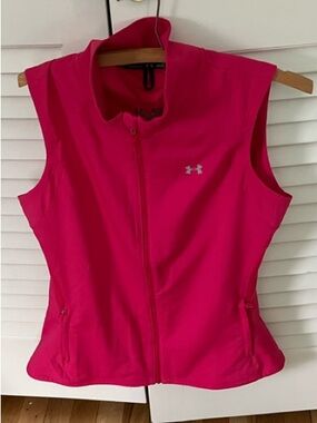 Under Armour Hot Pink Medium Sleeveless Zip Vest